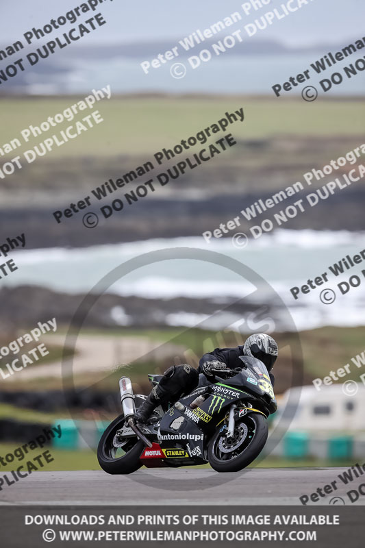 anglesey no limits trackday;anglesey photographs;anglesey trackday photographs;enduro digital images;event digital images;eventdigitalimages;no limits trackdays;peter wileman photography;racing digital images;trac mon;trackday digital images;trackday photos;ty croes